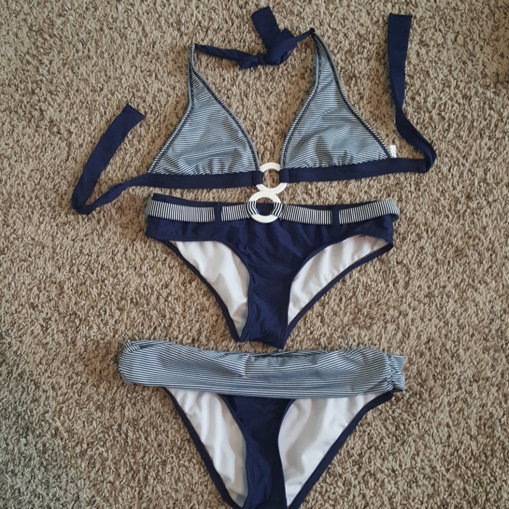 Woman's wear